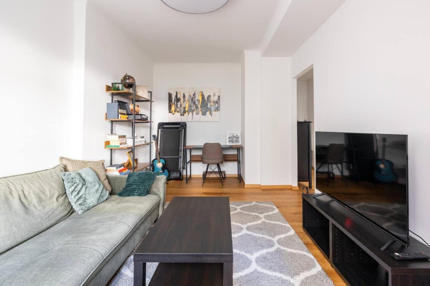 Apartament Near Metro - Netflix - Free Wifi *